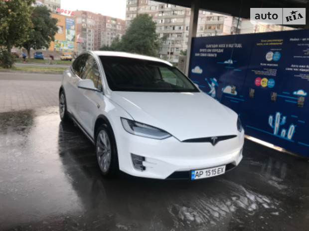 Model X Tesla Model X