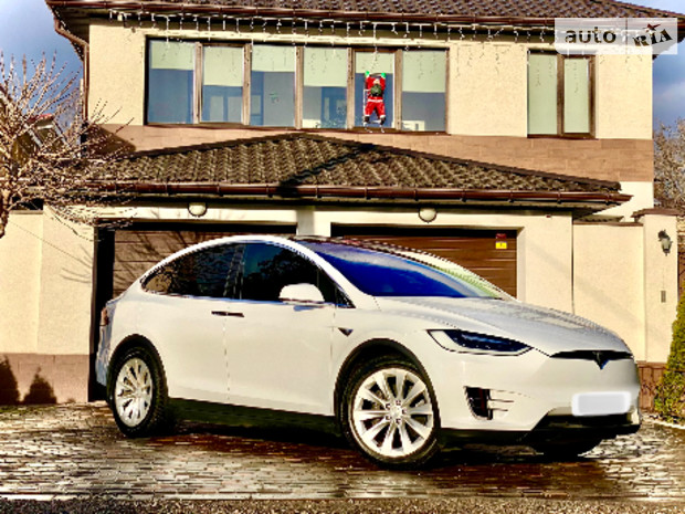 Tesla Model X