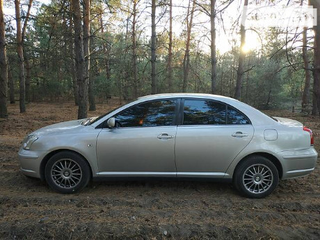 Toyota Avensis 2003