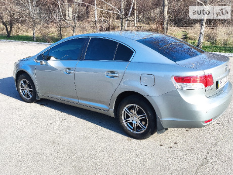 Toyota Avensis 2010