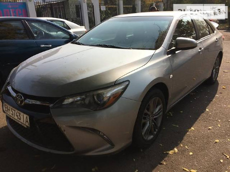 Toyota Camry 2016