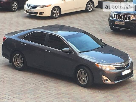 Toyota Camry 2014