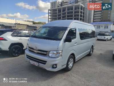 Toyota Hiace пасс.
