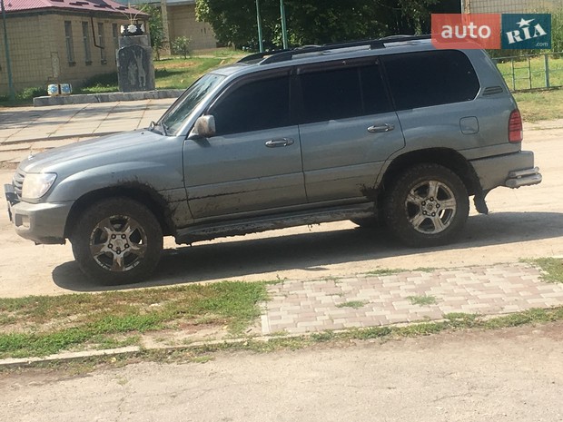 Land Cruiser 100 Toyota Land Cruiser 100