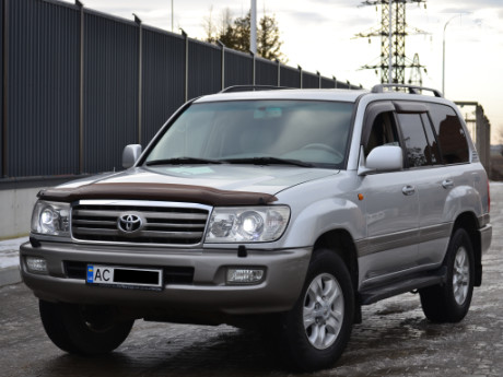 Toyota Land Cruiser 100 2006