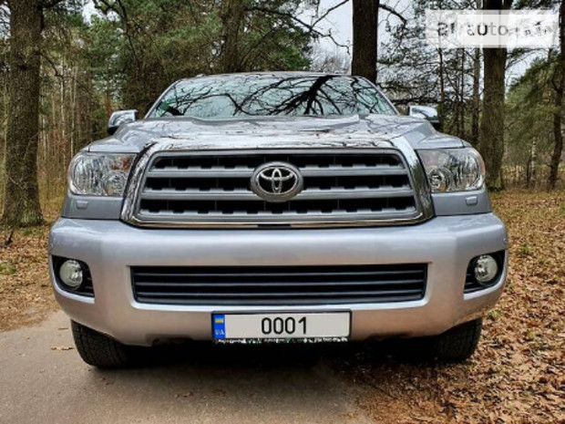 Toyota Sequoia