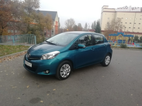 Toyota Yaris 2011