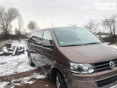 Volkswagen Caravelle 2010