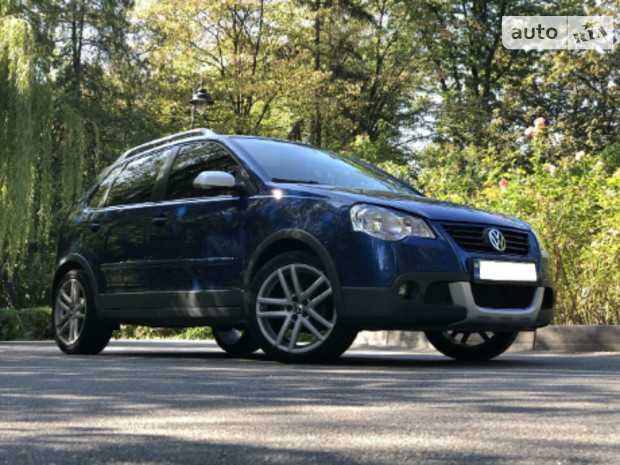 Volkswagen Cross Polo