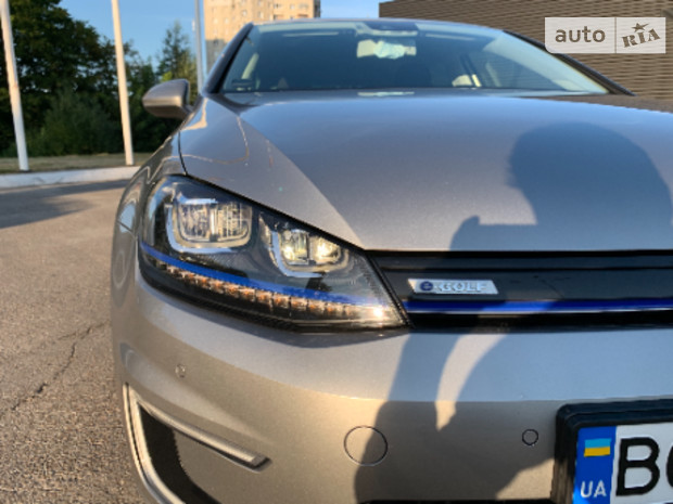 Volkswagen e-Golf