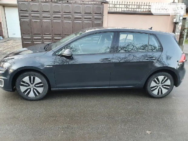 Volkswagen e-Golf