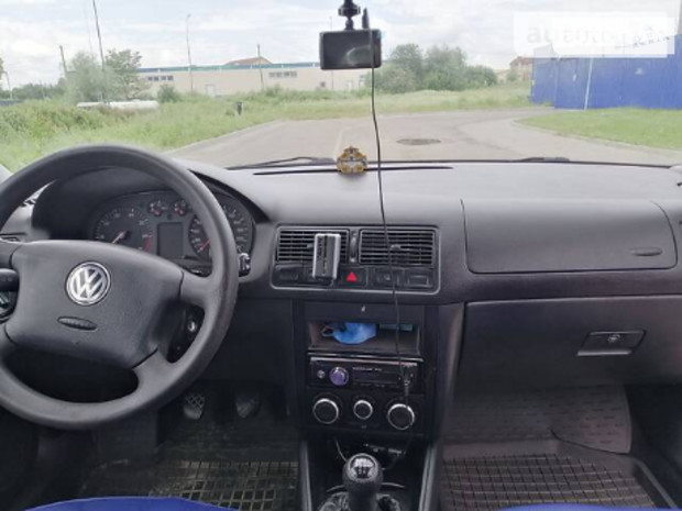 Volkswagen Golf IV