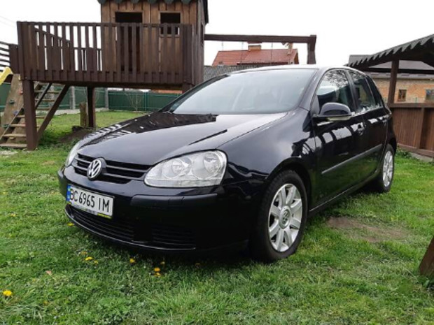 Volkswagen Golf V