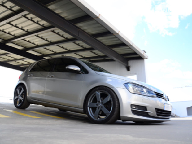 Volkswagen Golf VII