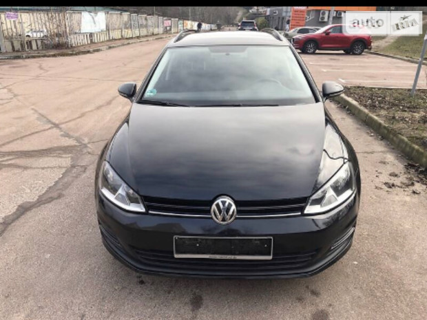 Volkswagen Golf VII