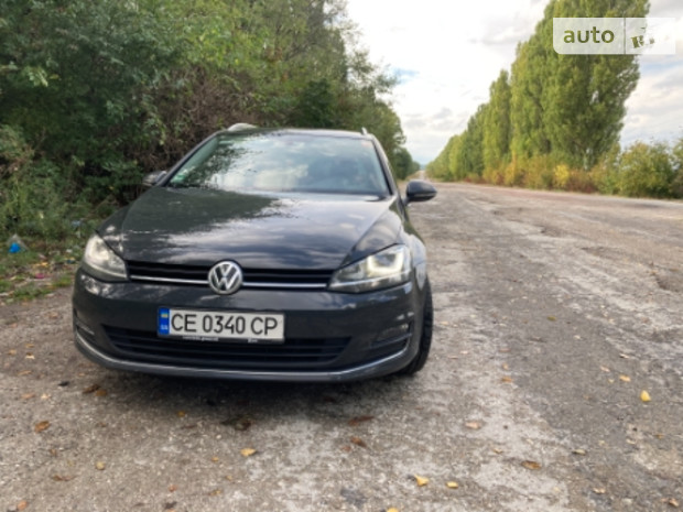 Volkswagen Golf VII