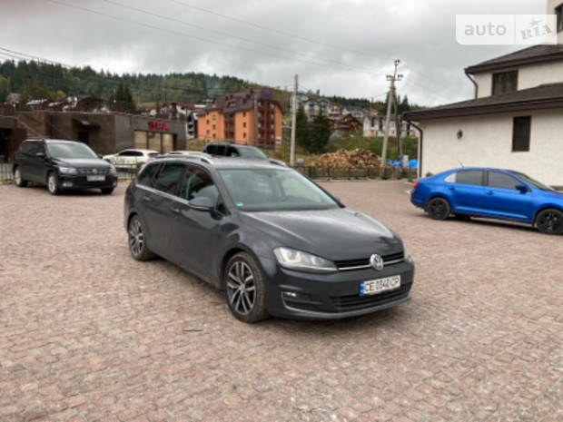 Volkswagen Golf VII