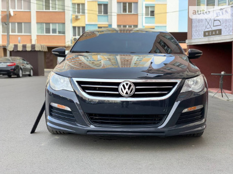 Volkswagen Passat CC 2011