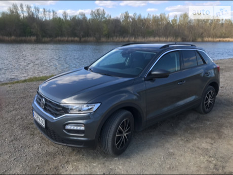 Volkswagen T-Roc 2019