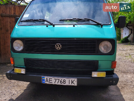 Volkswagen T3 (Transporter) груз-пас. 1981