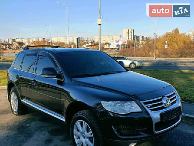 Volkswagen Touareg