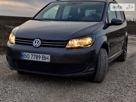 Volkswagen Touran 2011