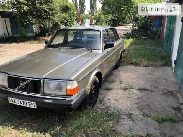 Volvo 240