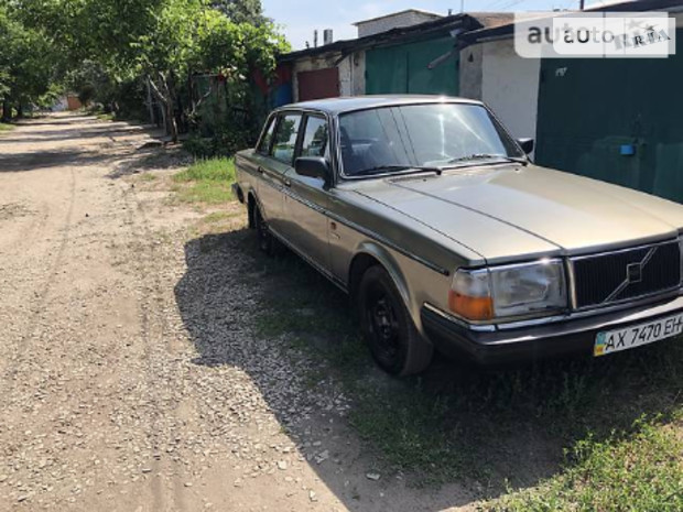 Volvo 240