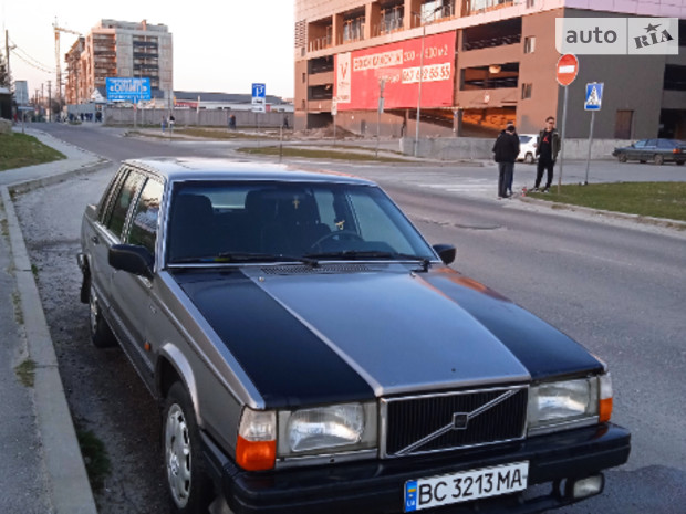 Volvo 740