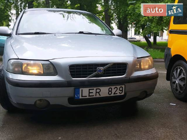 Volvo S60