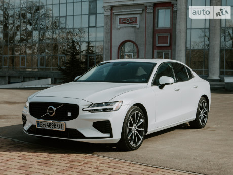 Volvo S60 2019