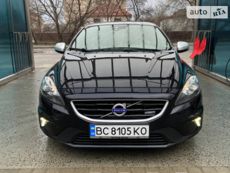 Volvo V40 2014