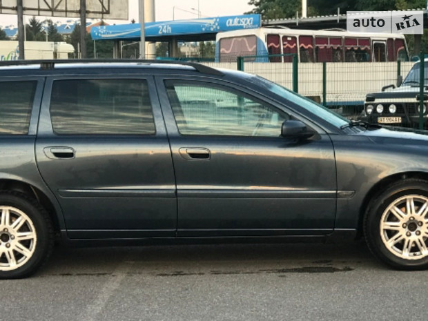 Volvo V70