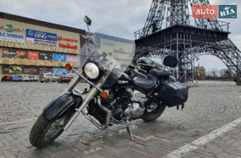 Yamaha Drag Star 400  2001