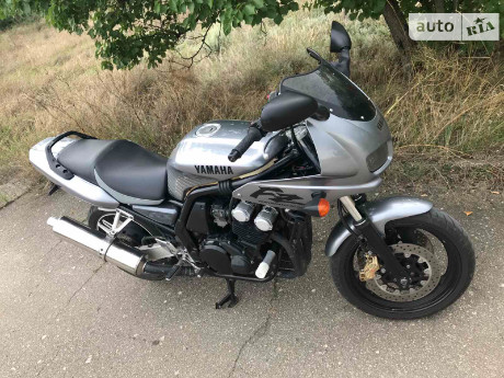 Yamaha FZ 400 2001