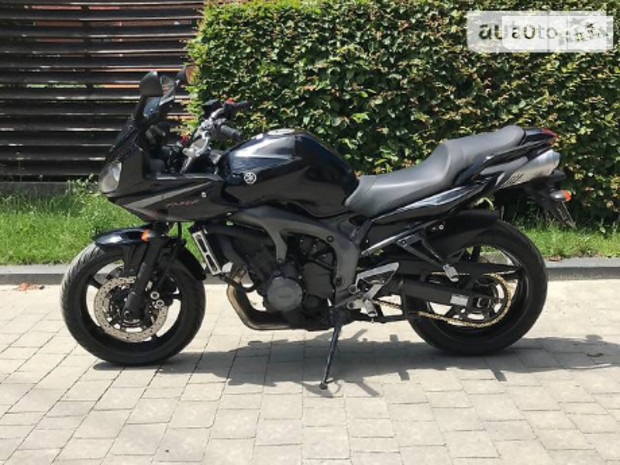 Yamaha FZ-S