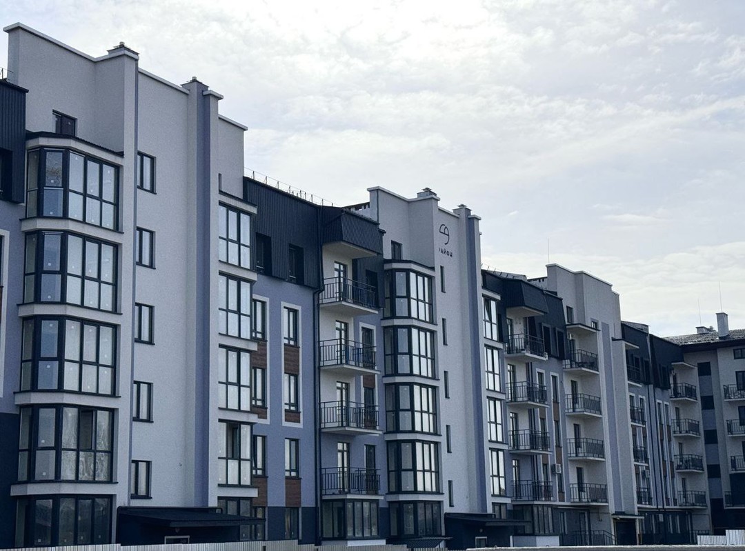 ЖК 9 район Мукачево вул. Об'їзна, 31А, 31Б, 31В, 31Г, 31Д  - фото 1