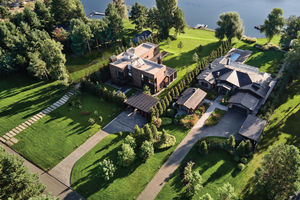 КГ Riviera Village