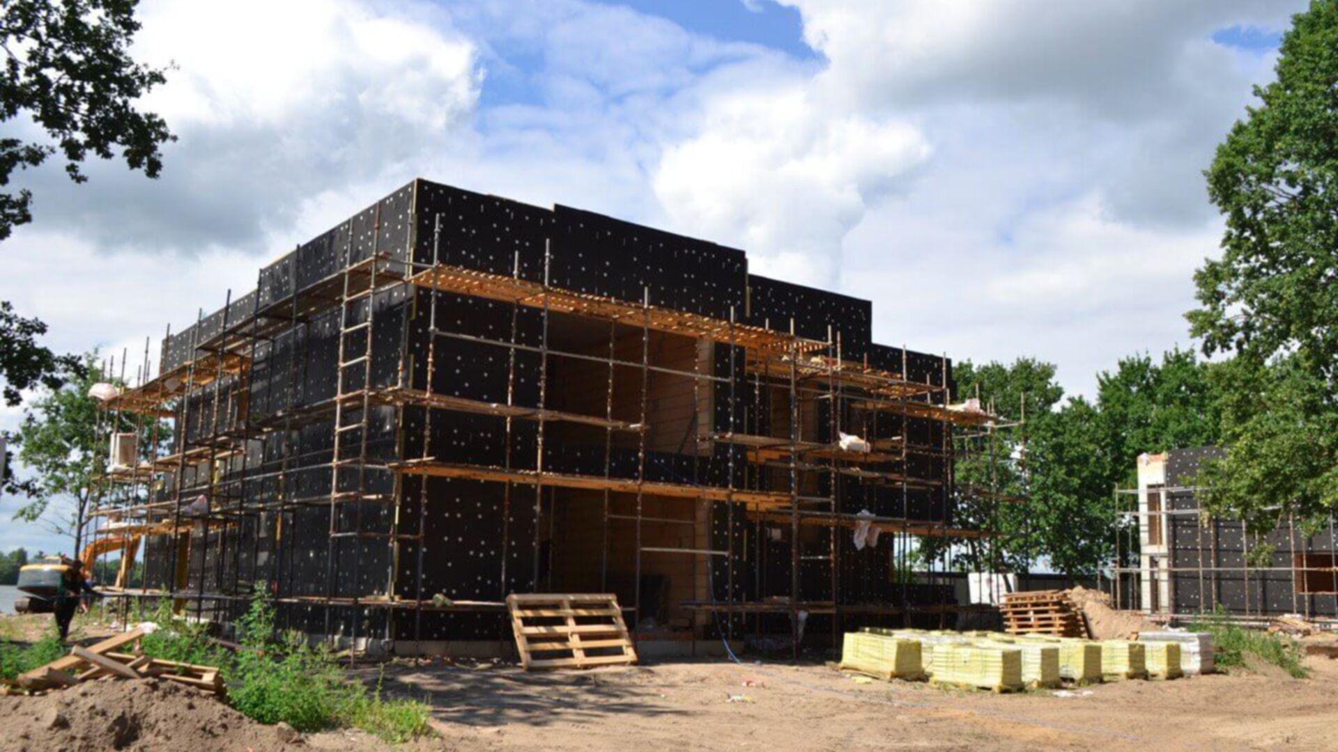 КГ River Island ход строительства фото 195401