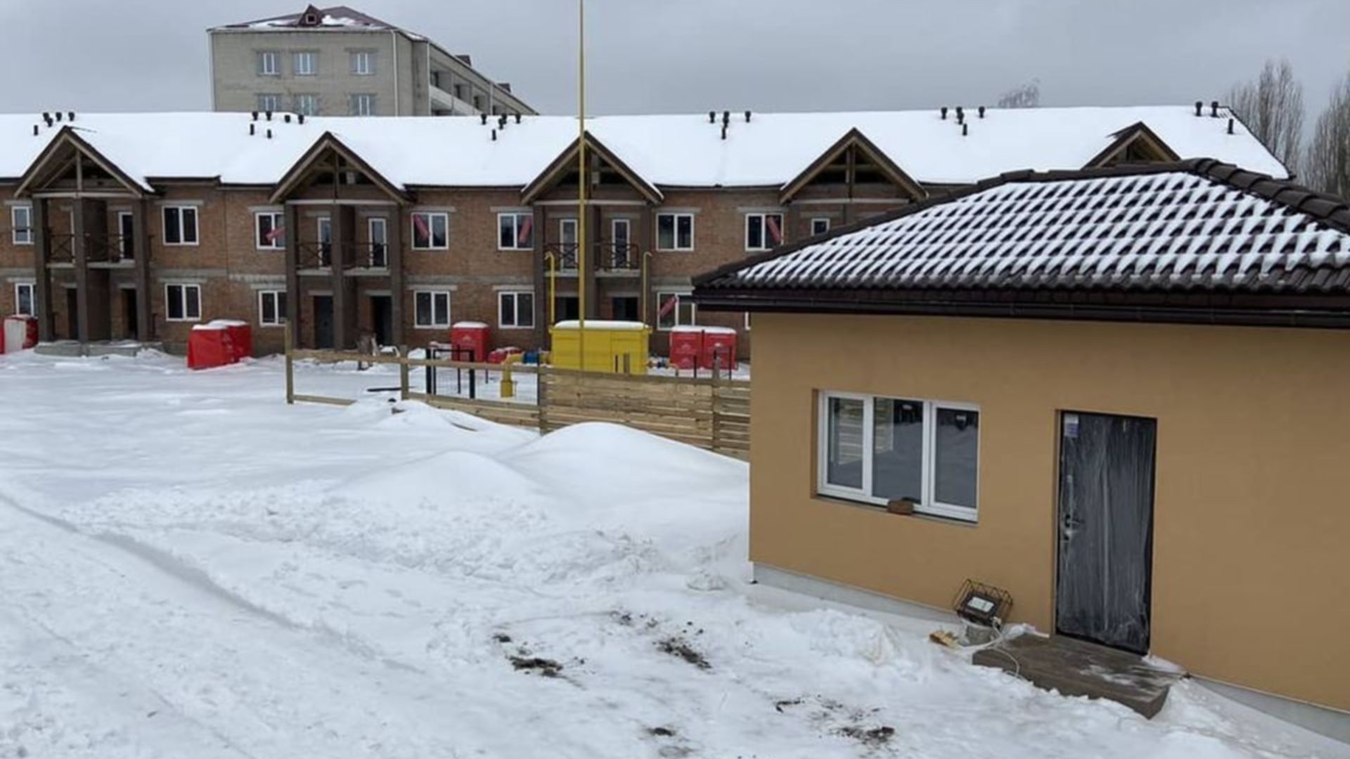 Таунхаус Рівер Таун хід будівництва фото 232854