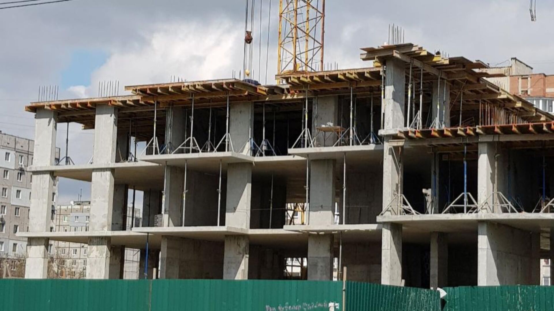 ЖК Райдужний хід будівництва фото 262062