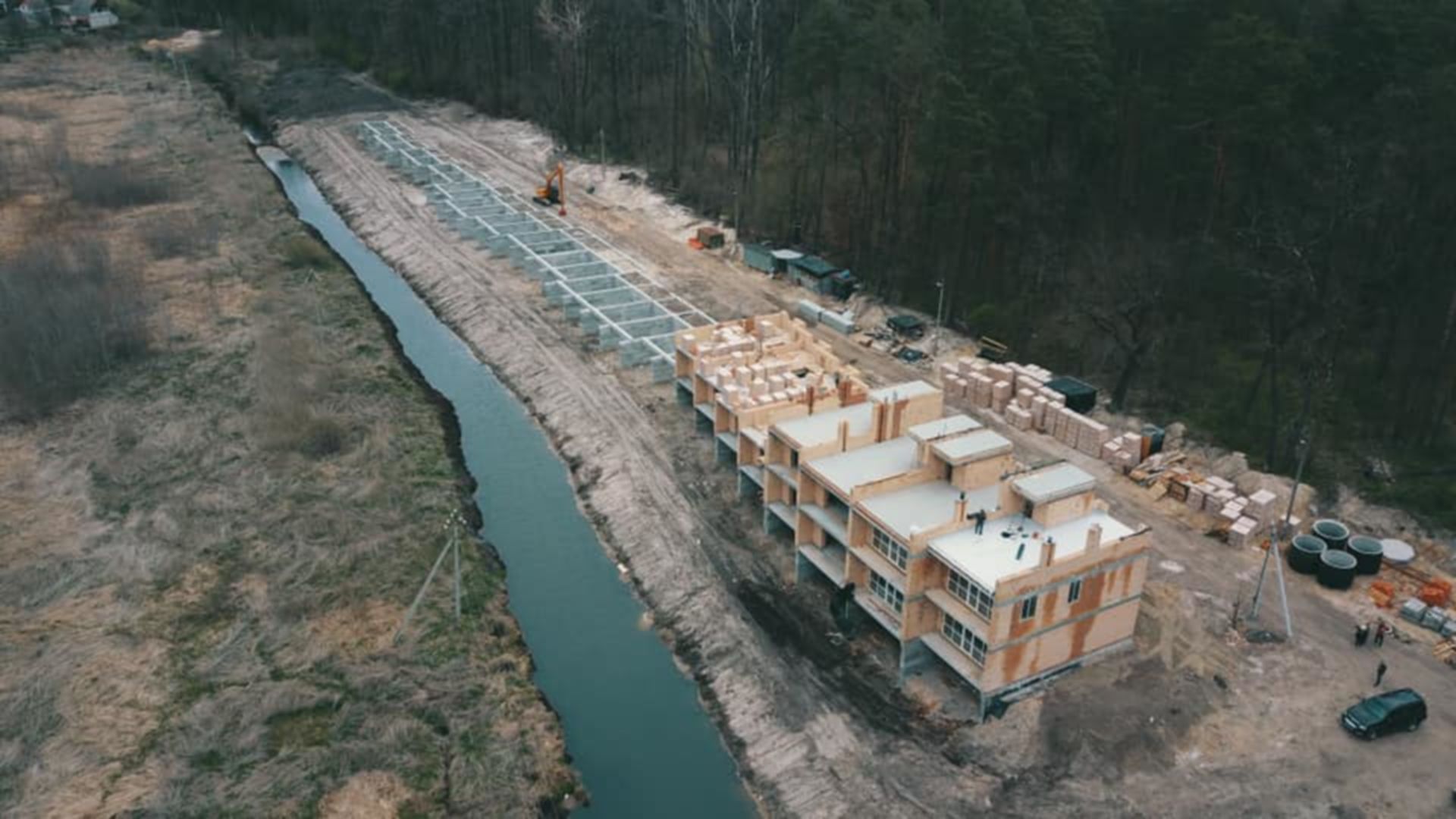 КМ Berega хід будівництва фото 263046