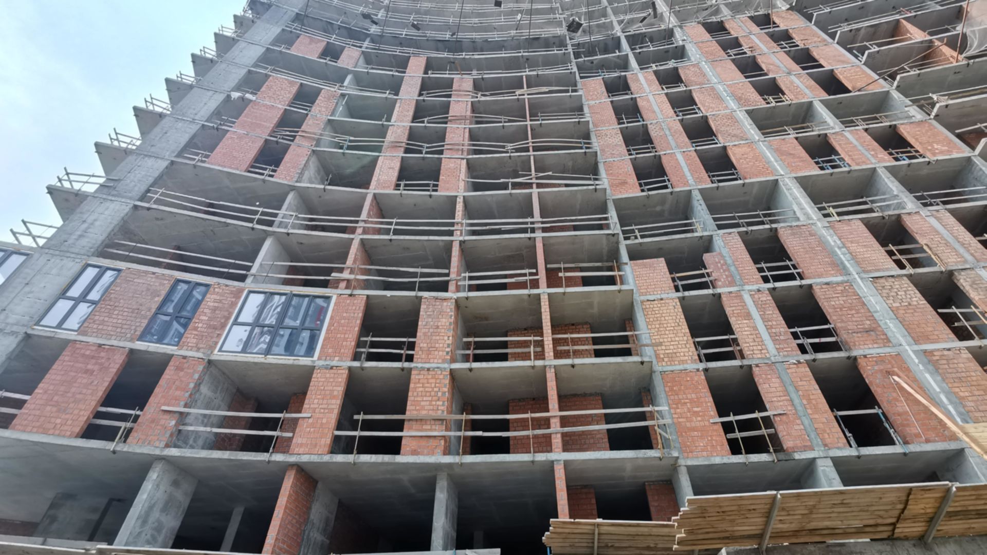 Состоянием на июнь 2021 года ЖК ул. Евгена Маланюка (Сагайдака), 101 ход строительства фото 265964