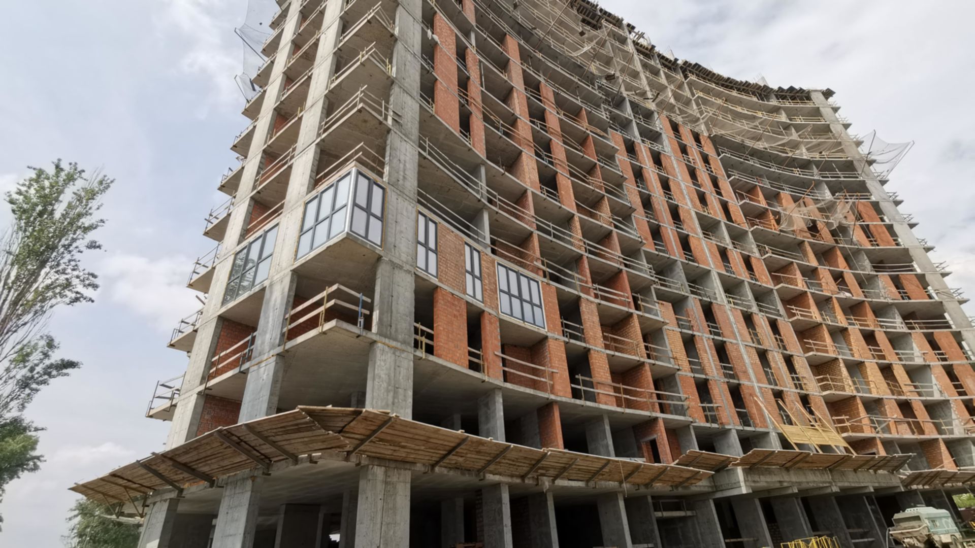 Состоянием на июнь 2021 года ЖК ул. Евгена Маланюка (Сагайдака), 101 ход строительства фото 265966