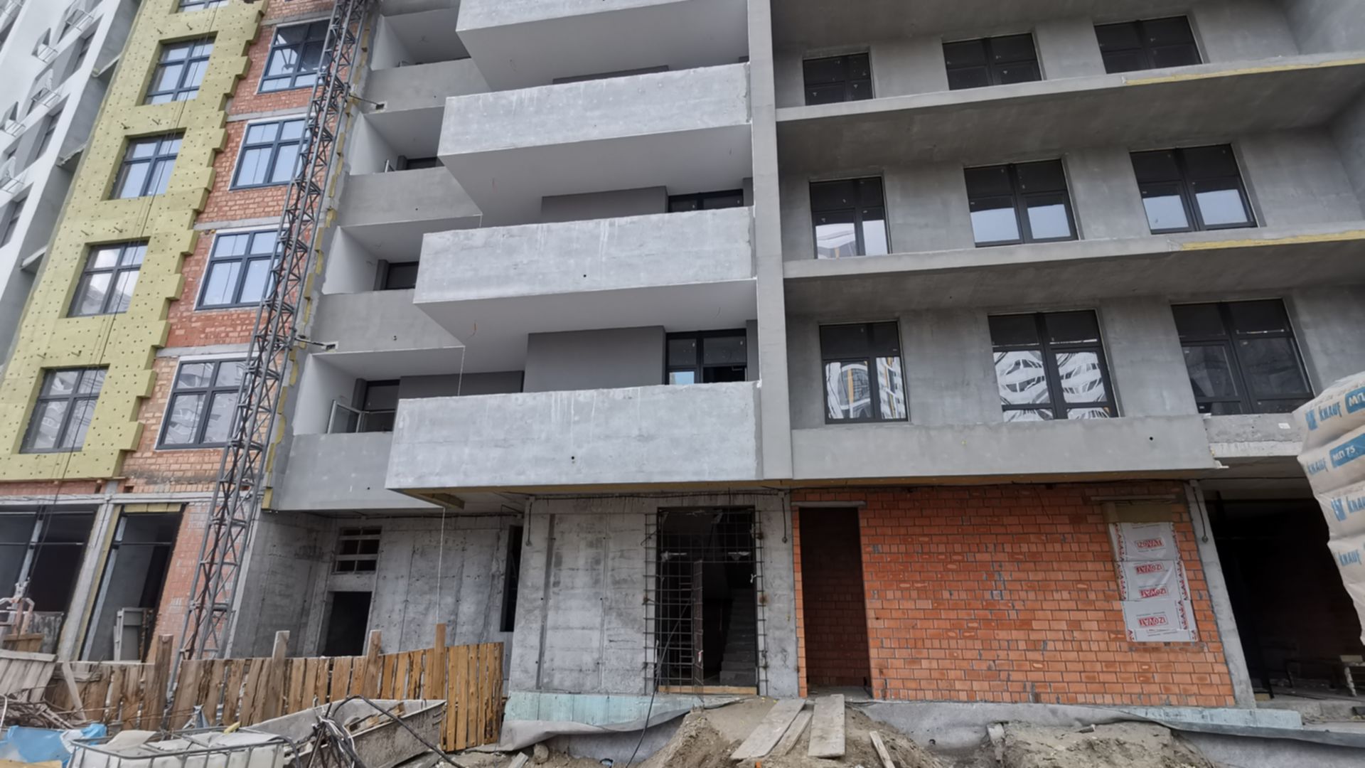 Состоянием на июнь 2021 года ЖК ул. Евгена Маланюка (Сагайдака), 101 ход строительства фото 266015