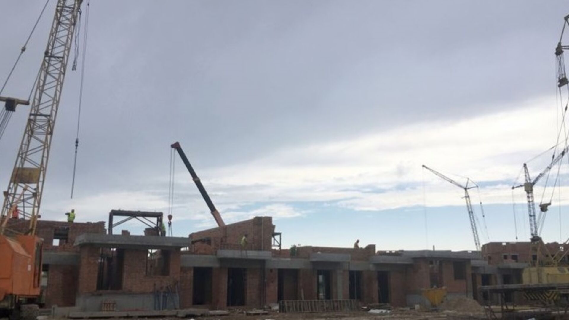 ЖК Новий Хотів хід будівництва фото 266070