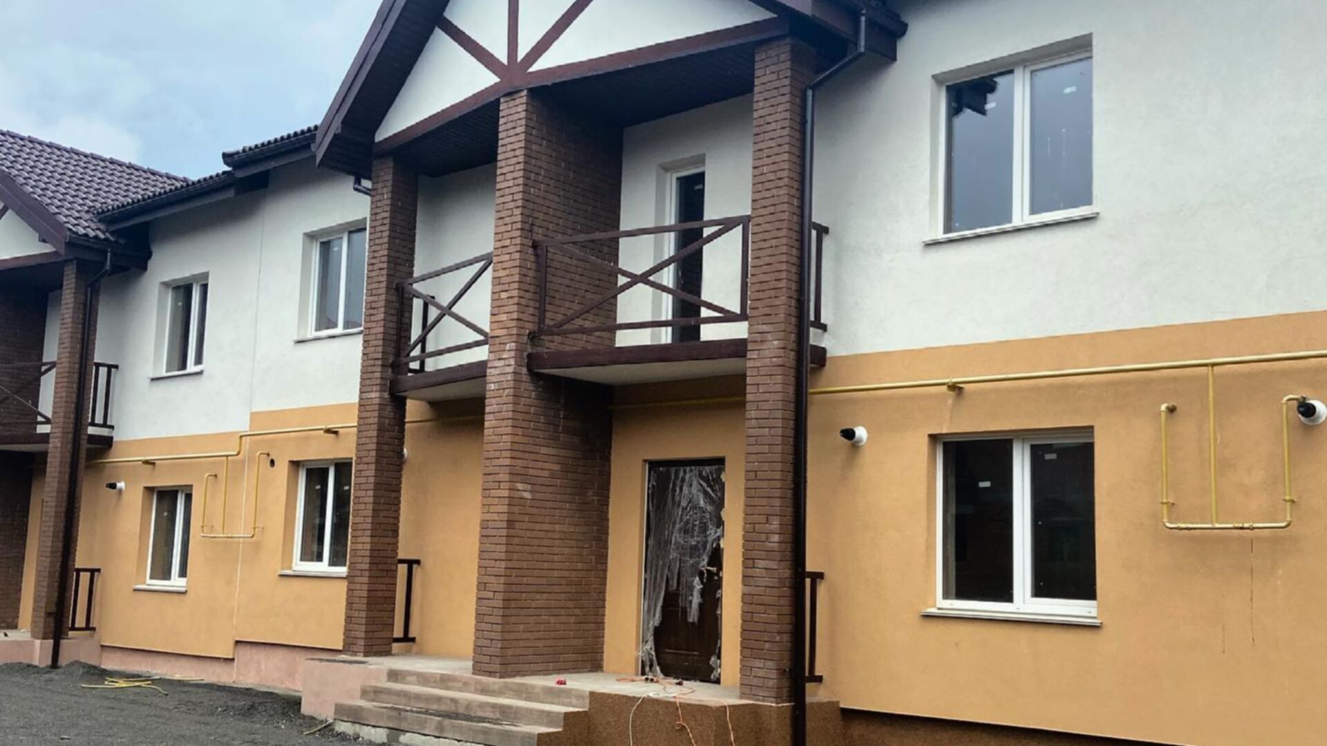 Таунхаус Рівер Таун хід будівництва фото 282370