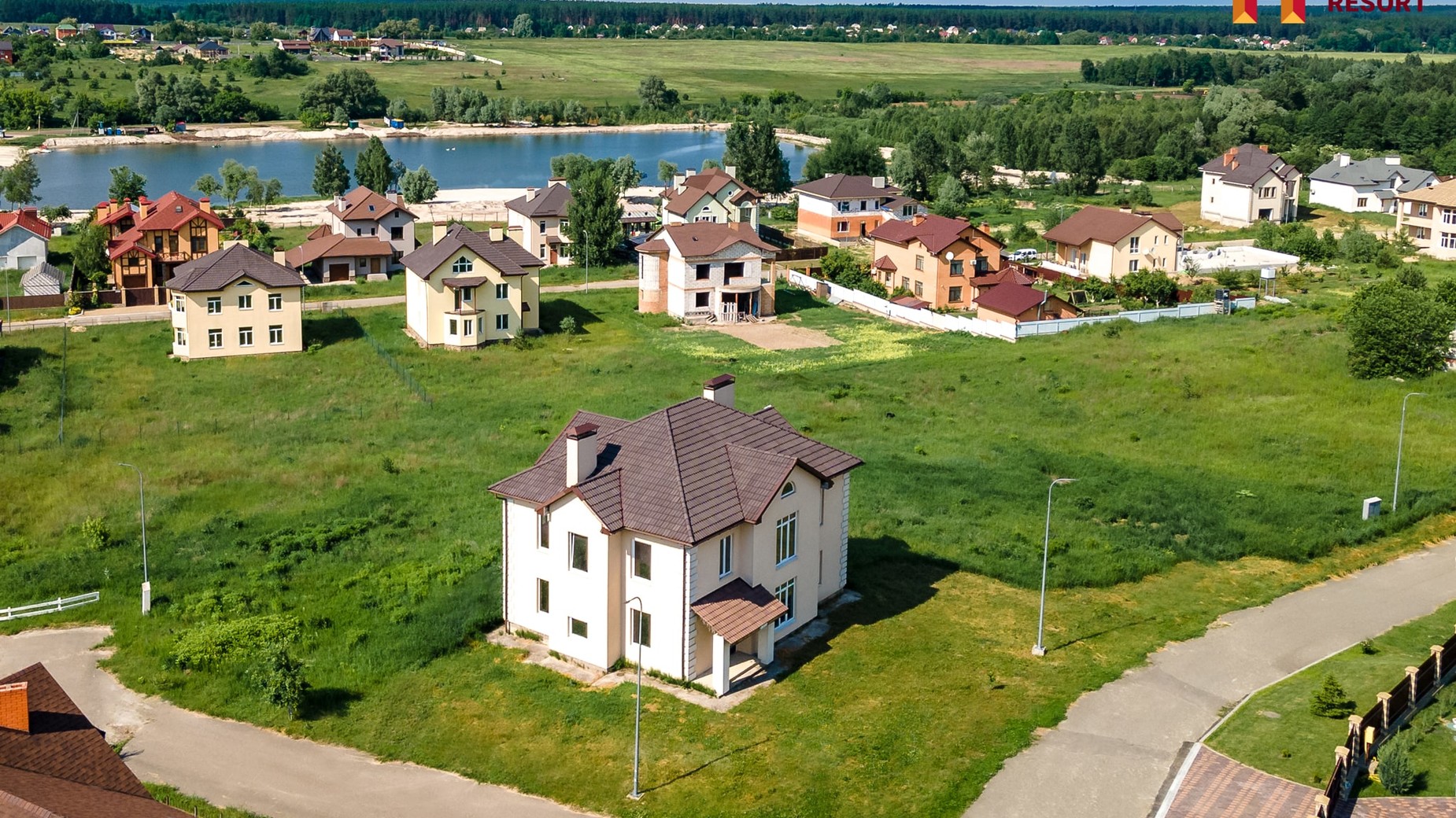 Планування котеджу в КМ Home Resort 253.7 м², фото 294300