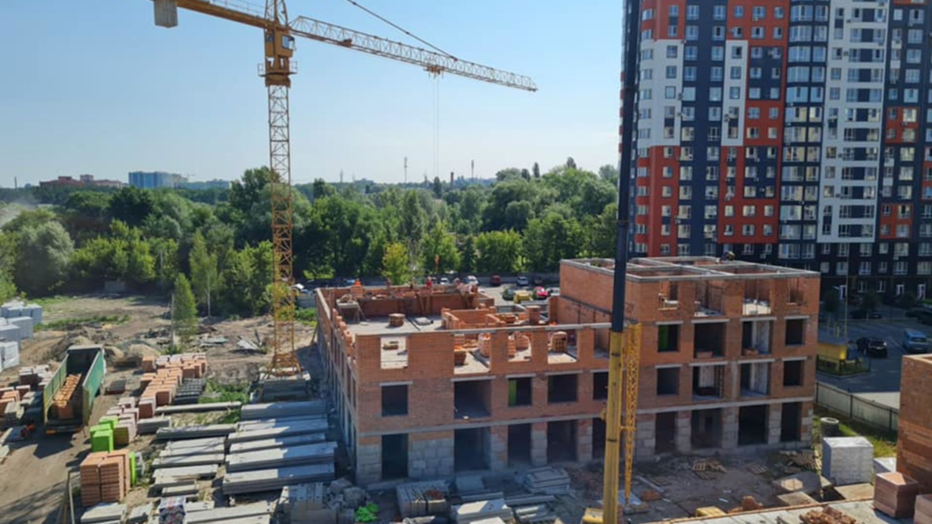 Состоянием на август 2021 года ЖК Бургундия ход строительства фото 296080