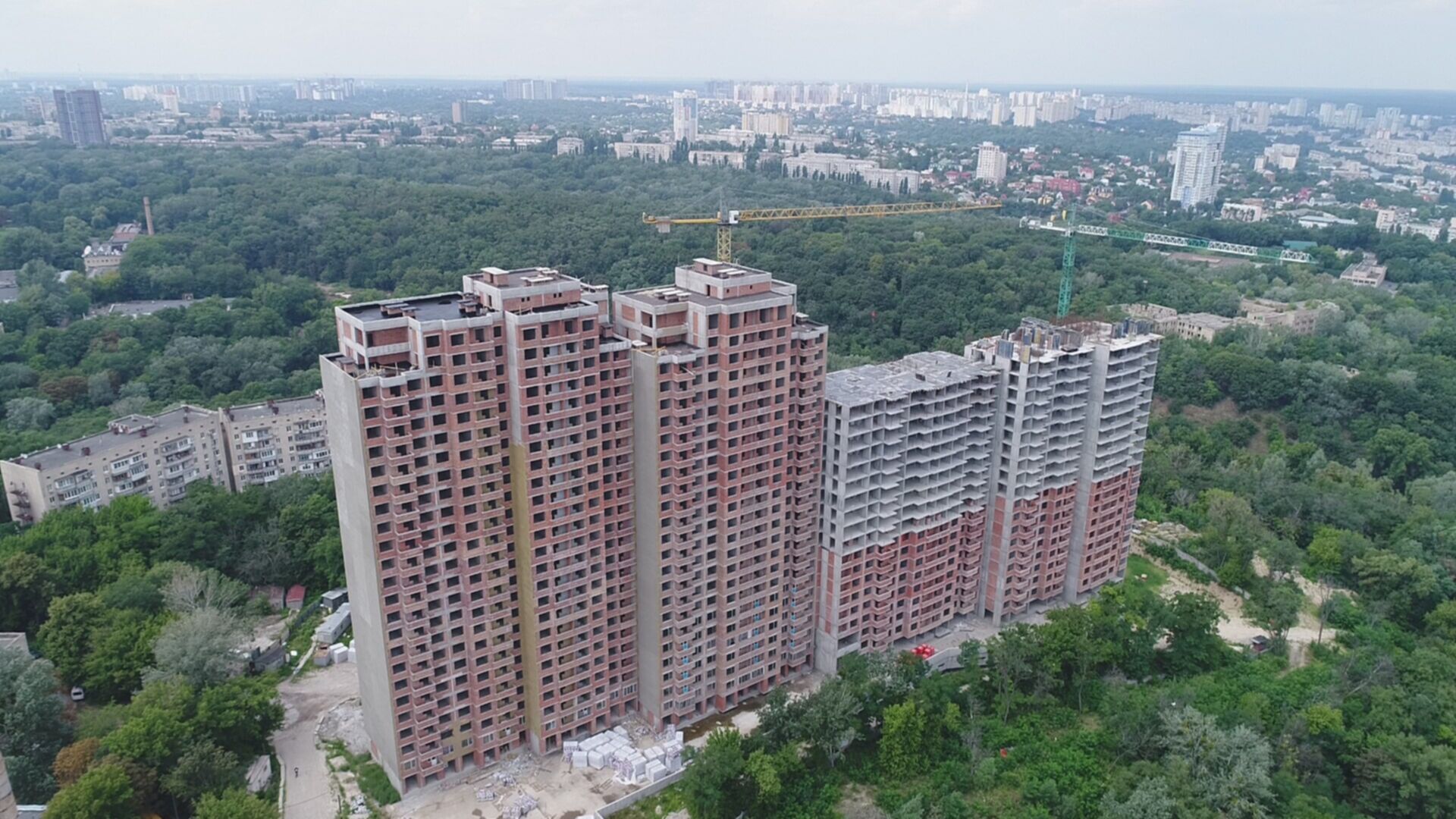 Станом на вересень 2021 року ЖК Кирилівський Гай хід будівництва фото 305246